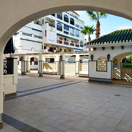 Квартира С Одной Спальней В 300 Метрах От Моря Torre La Mata Exterior foto